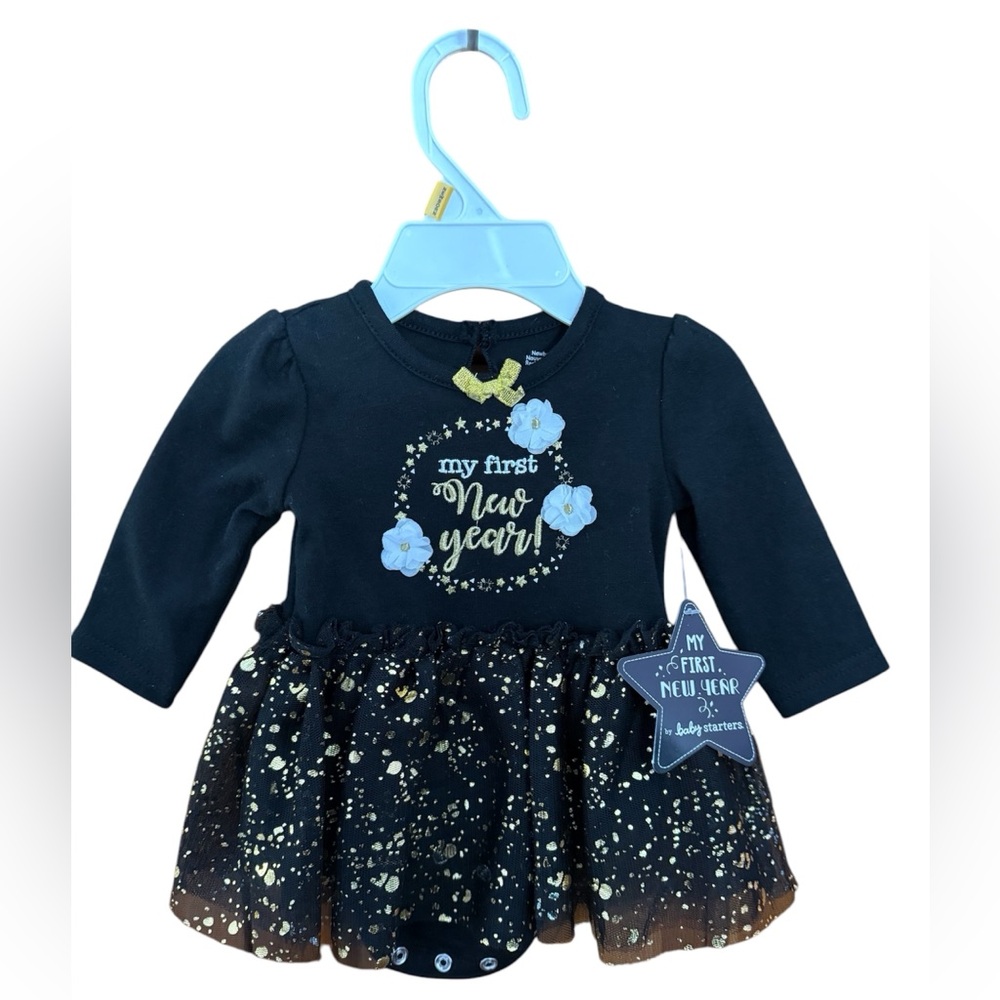 Newborn New Year’s Outfit
